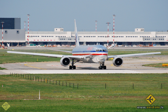 Boeing 767-323/ER
